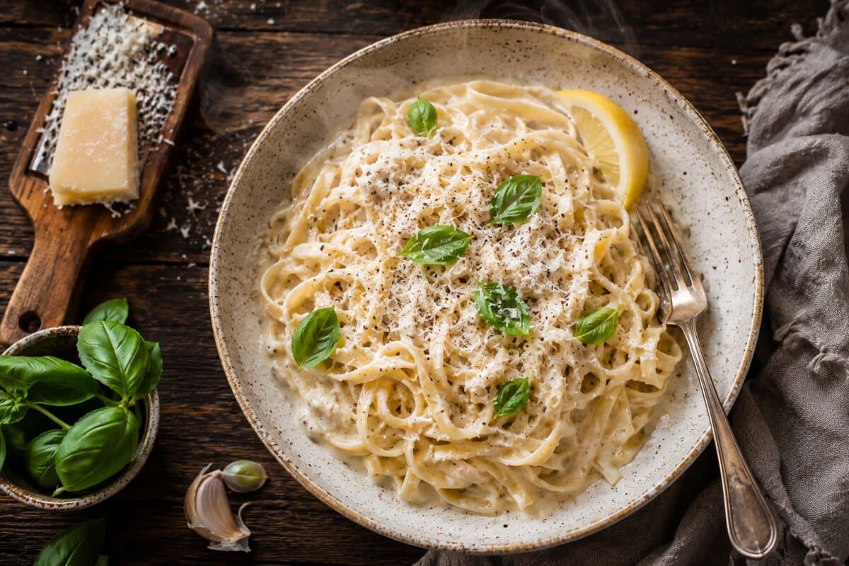 Kremet cottage cheese pasta (lavkarbo-saus)